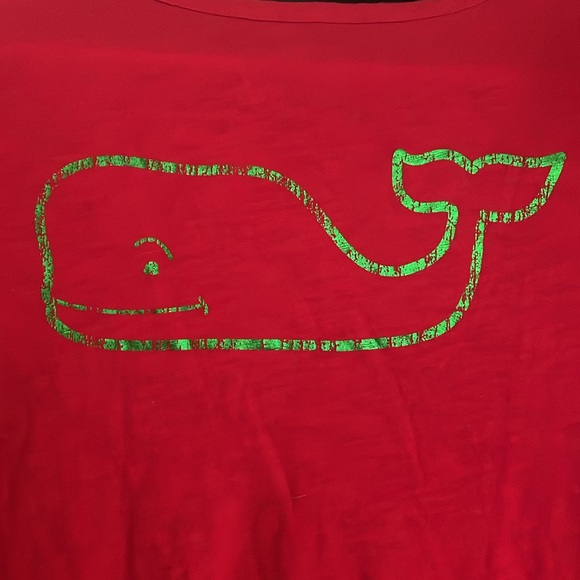 Vineyard Vines Christmas Girls Foil Whale Logo top 14 Large - Picture 5 of 5